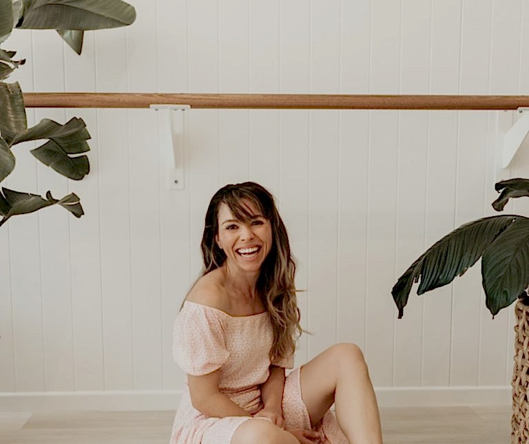 haven yoga barre buderim pilates life coaching nlp coach leadership education wellness womens relationship stress work anxiety family weight loss sunshine coast smiling woman